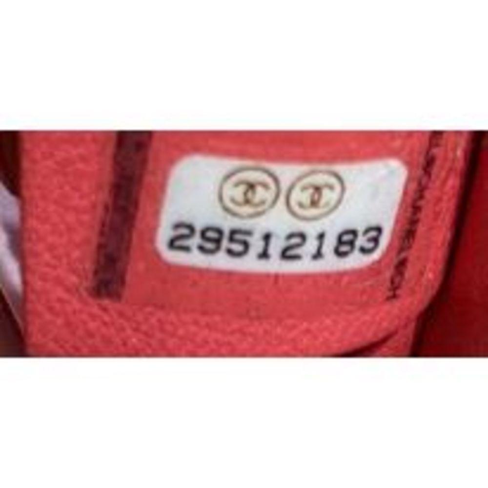 Chanel Filigree Vanity Case PVC with Lambskin Small - Picture 9 of 9